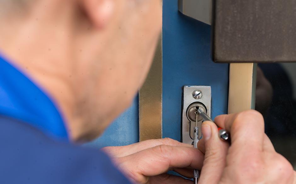 cambriolage porte blindée Bricard Paris 18